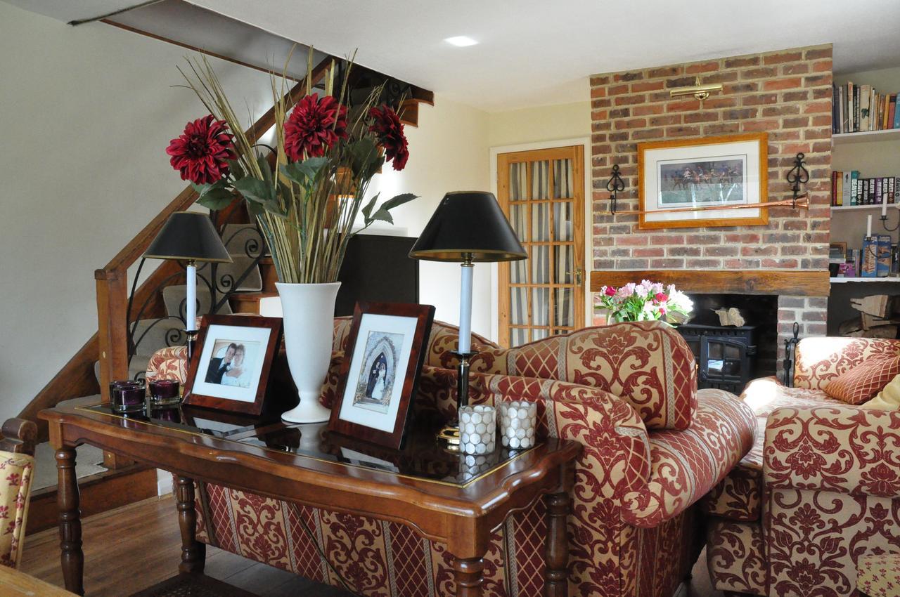 Wadhurst Little Tidebrook Farm Bed & Breakfast エクステリア 写真