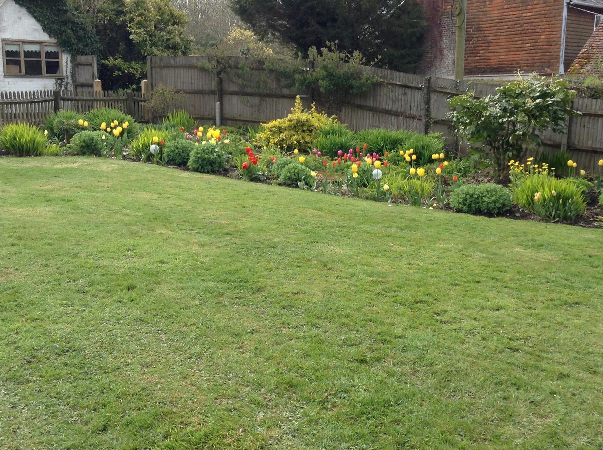 Wadhurst Little Tidebrook Farm Bed & Breakfast エクステリア 写真